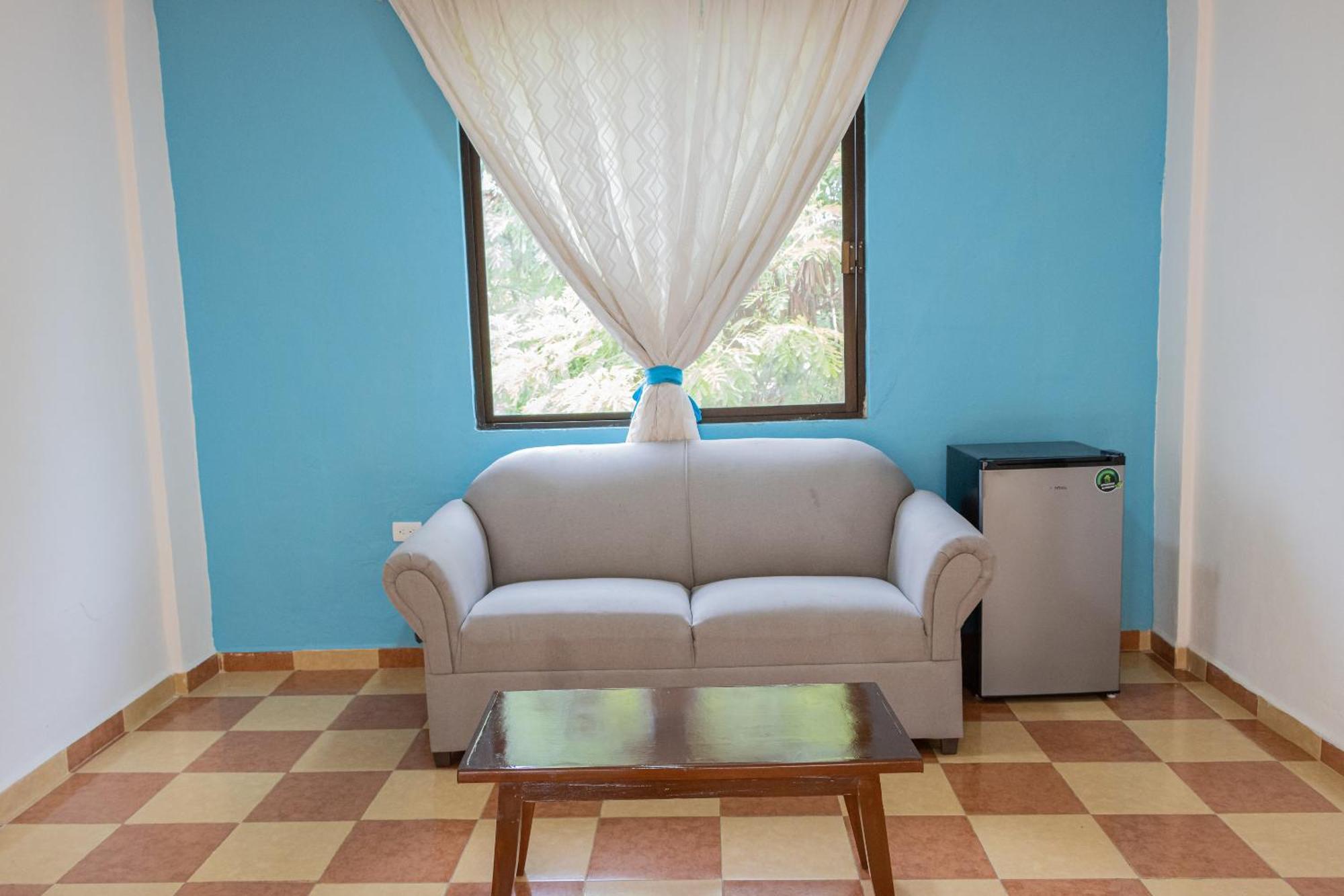 Oyo Hotel Marias,Aeropuerto Internacional De Chetumal Bagian luar foto