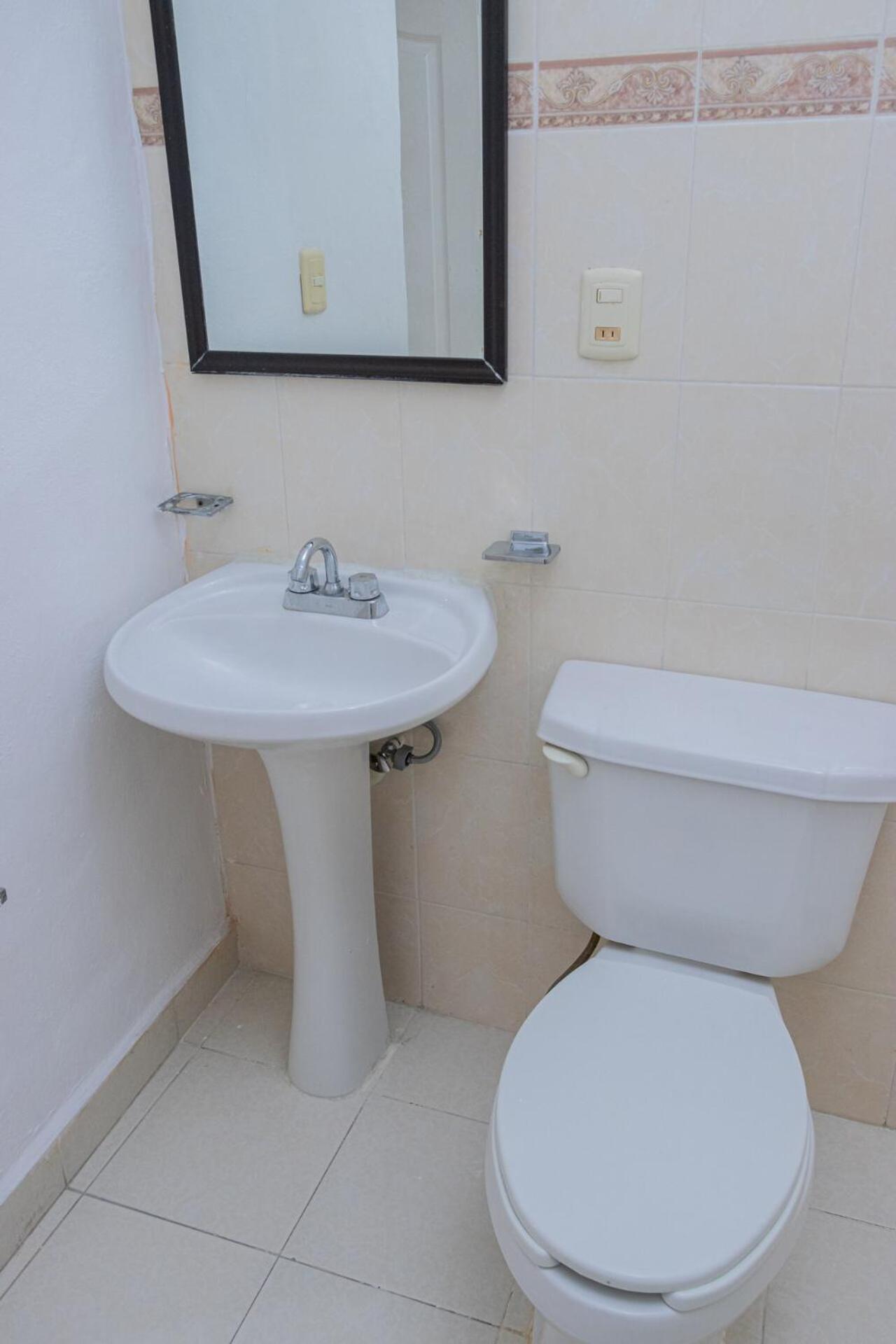 Oyo Hotel Marias,Aeropuerto Internacional De Chetumal Bagian luar foto