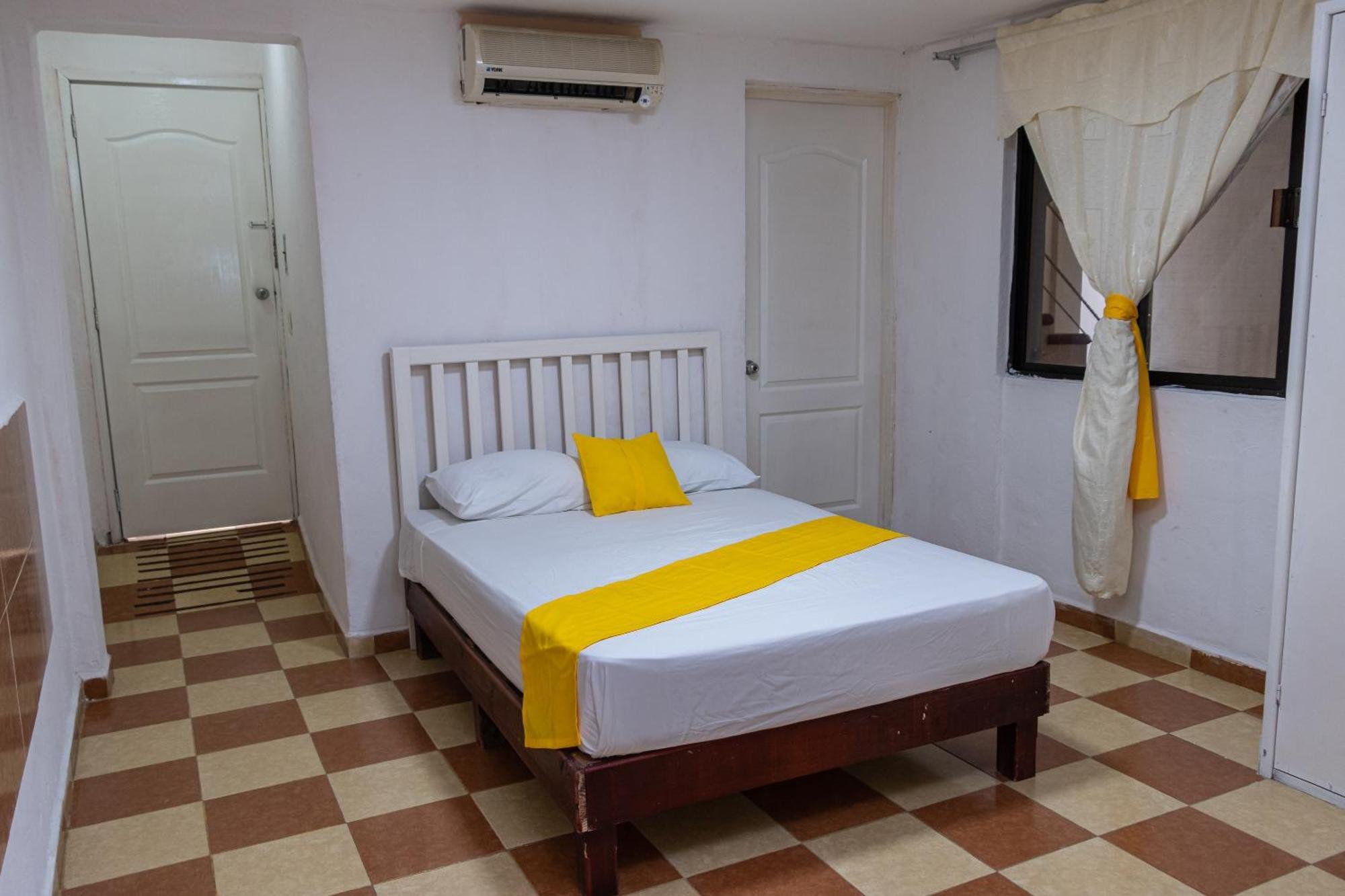 Oyo Hotel Marias,Aeropuerto Internacional De Chetumal Bagian luar foto