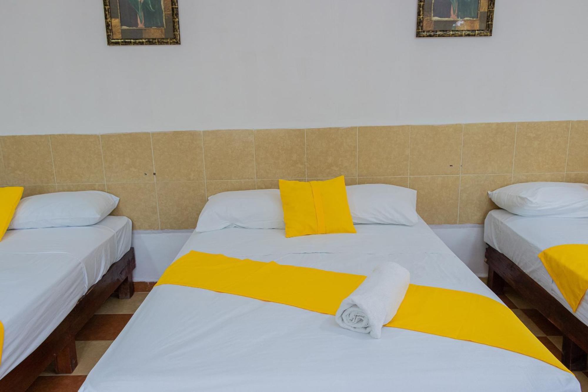 Oyo Hotel Marias,Aeropuerto Internacional De Chetumal Bagian luar foto