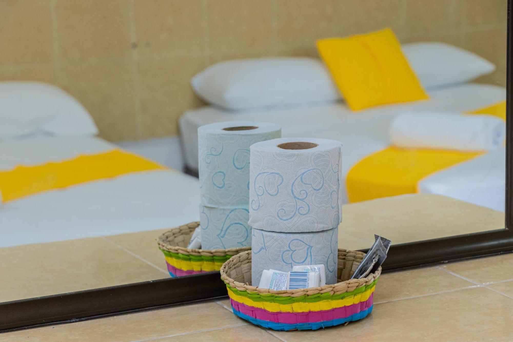 Oyo Hotel Marias,Aeropuerto Internacional De Chetumal Bagian luar foto