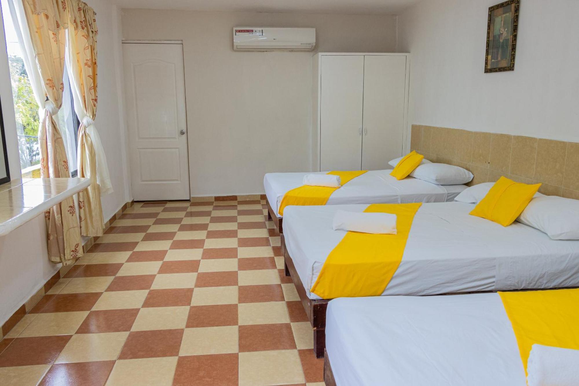 Oyo Hotel Marias,Aeropuerto Internacional De Chetumal Bagian luar foto